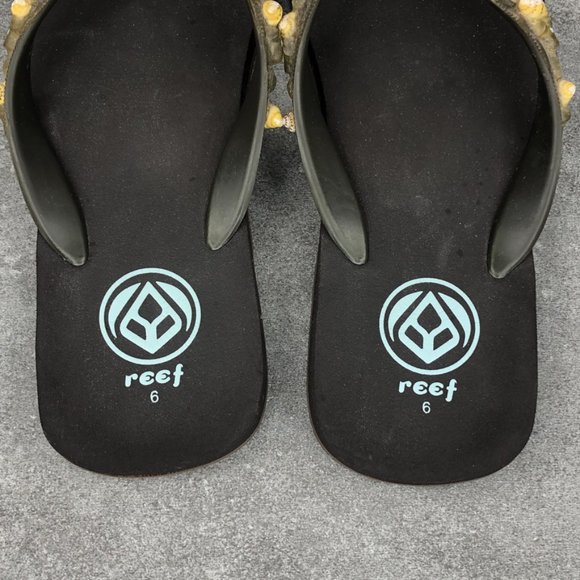 Reef Seashell Rock Studded Flip Flop Thong Sandals, Brown, Women's 6 - Picture 5 of 6